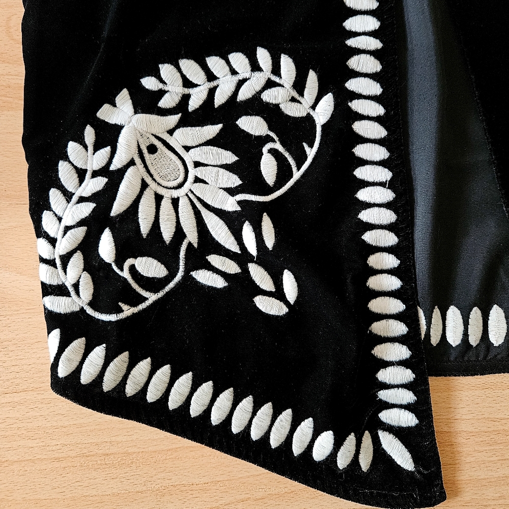 Dylanlex Wrap Skirt - Picture 10 of 10